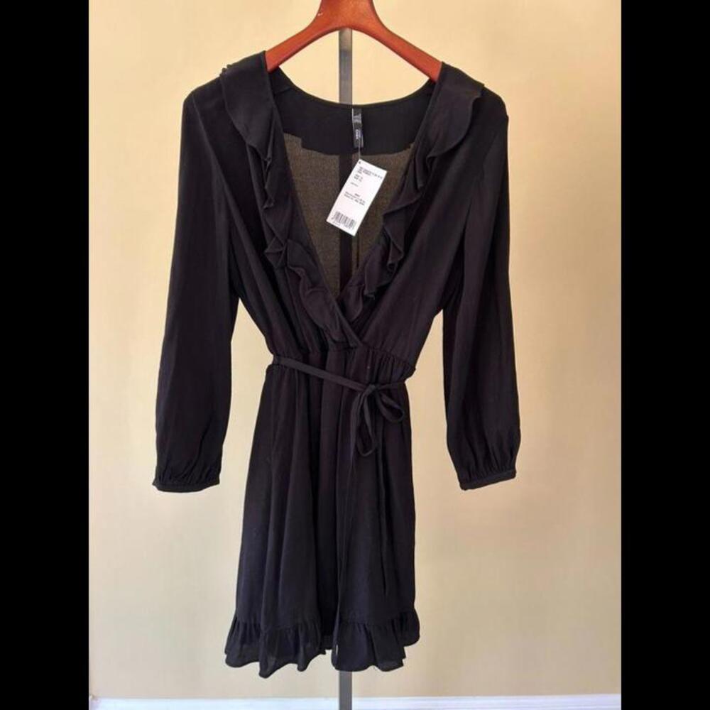 Mango Short Ruffled Black Size 10
